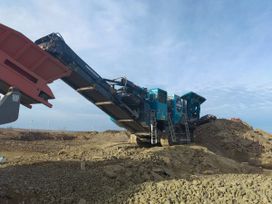  Powerscreen Premiertrak 400 2018 , 28500000 , --