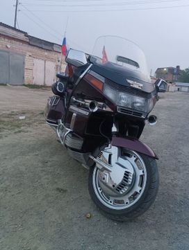  Honda Gold Wing 1988 , 400000 , 