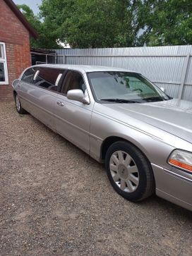  Lincoln Town Car 2003 , 533000 , 