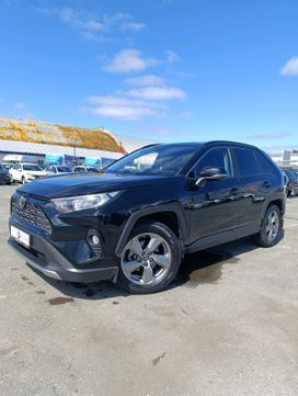 SUV   Toyota RAV4 2022 , 3740000 , 