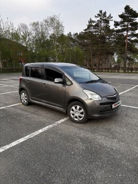  Toyota Ractis 2006 , 425000 , 