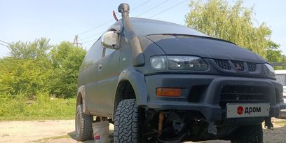    Mitsubishi Delica 2001 , 1400000 , 