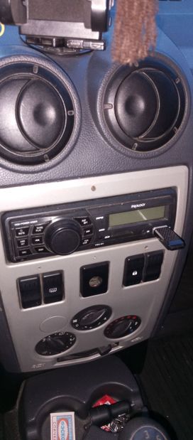  Renault Logan 2007 , 150000 , 