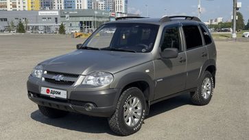 SUV   Chevrolet Niva 2011 , 610000 , 