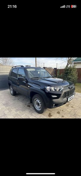 SUV      2023 , 999000 , 