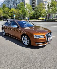  S8, 2013
