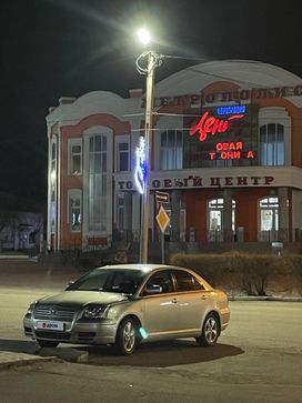  Toyota Avensis 2004 , 700000 , 