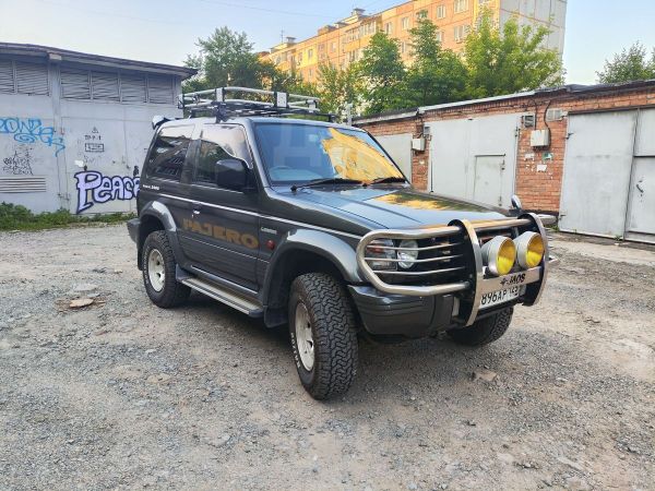 3  Mitsubishi Pajero 1996 , 1150000 , 