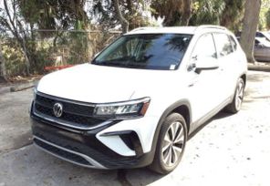 SUV   Volkswagen Taos 2021 , 2200000 , --