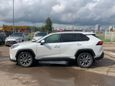 SUV   Toyota RAV4 2021 , 2830000 ,  