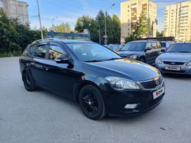  Kia Ceed 2011 , 700000 , 