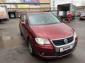    Volkswagen Touran 2008 , 595000 , 