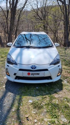  Toyota Aqua 2014 , 820000 , 