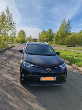 SUV   Toyota RAV4 2017 , 2570000 , -
