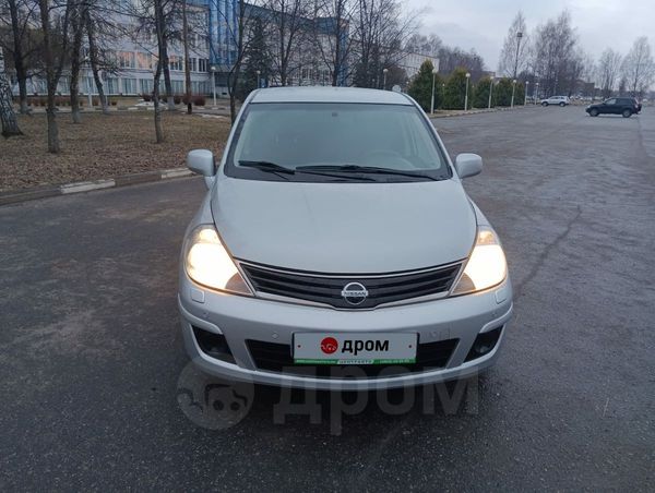  Nissan Tiida 2011 , 640000 , 