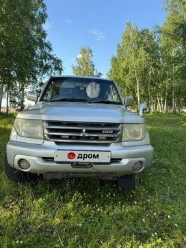 SUV   Mitsubishi Pajero iO 2001 , 600000 , 