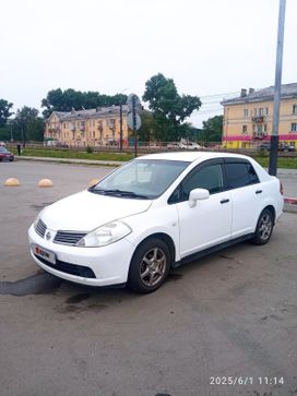  Nissan Tiida Latio 2007 , 570000 , 