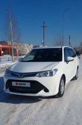  Toyota Corolla Fielder 2015 , 1400000 , 