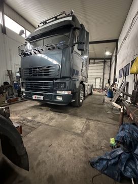   Volvo FH12 2006 , 3025000 , -