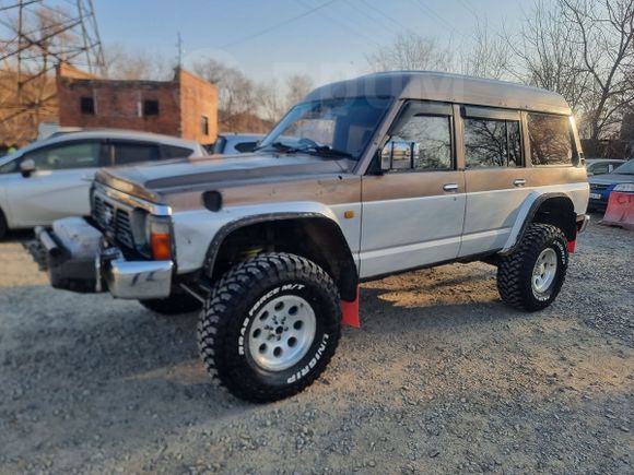 SUV   Nissan Safari 1990 , 920000 , 