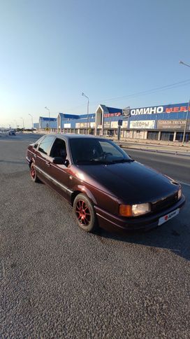  Volkswagen Passat 1988 , 305000 , 