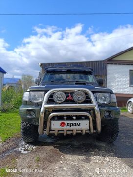 SUV   Mitsubishi Pajero 1997 , 820000 , 