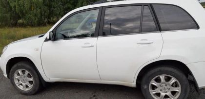 SUV   Chery Tiggo 3 2015 , 600000 , 