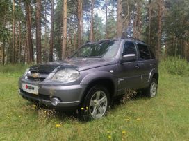 SUV   Chevrolet Niva 2014 , 648000 , 
