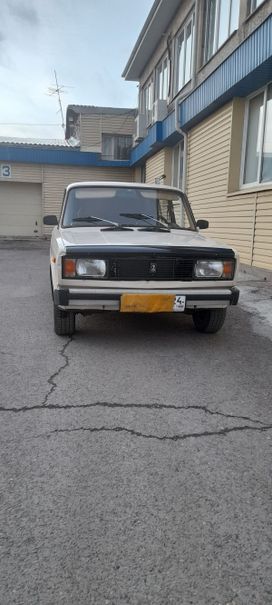   2105 1990 , 125000 , 