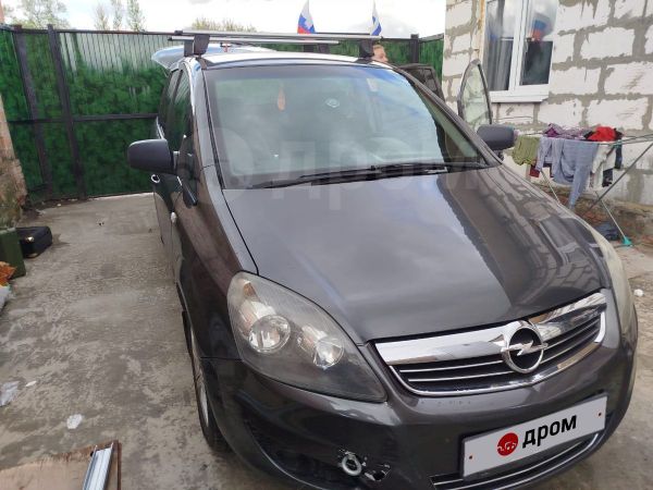    Opel Zafira 2010 , 700000 , 