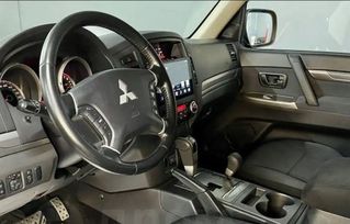 SUV   Mitsubishi Pajero 2013 , 2110000 , 