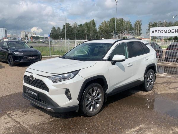 SUV   Toyota RAV4 2021 , 2830000 ,  