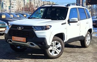 SUV      2023 , 1450000 , 