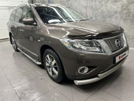 SUV   Nissan Pathfinder 2015 , 1955000 , 