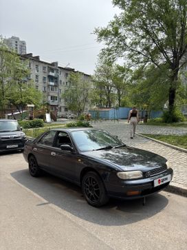  Nissan Bluebird 1992 , 400000 , 