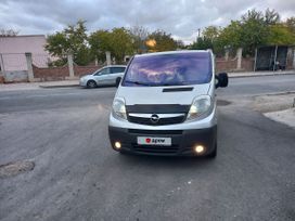    Opel Vivaro 2011 , 2000000 , 