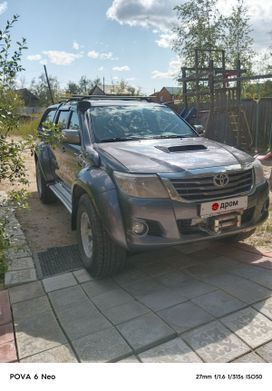  Toyota Hilux 2013 , 3700000 , 