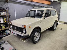  3   4x4 2121  1986 , 330000 , 