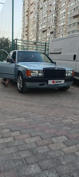  Mercedes-Benz 190 1984 , 150000 , 