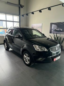 SUV   SsangYong Actyon 2011 , 700000 , 