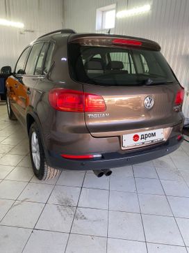 SUV   Volkswagen Tiguan 2016 , 1690000 ,  