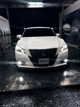  Toyota Crown 2013 , 3390000 , 