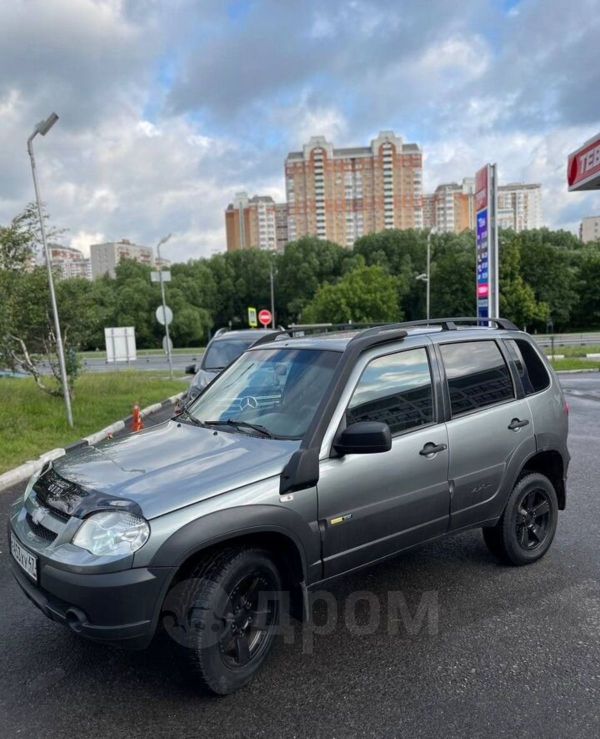 SUV   Chevrolet Niva 2016 , 548000 , 