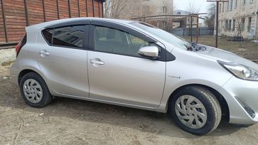  Toyota Aqua 2017 , 1390000 , 