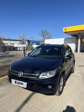 SUV   Volkswagen Tiguan 2011 , 1500000 , 