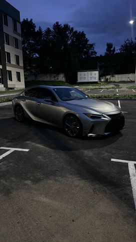  Lexus IS300h 2021 , 4000000 , 