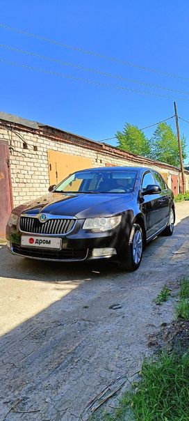 Лифтбек Skoda Superb 2012 года, 950000 рублей, Пермь