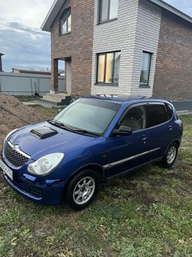  Daihatsu Storia 1999 , 220000 , 