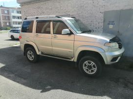 SUV     2014 , 900000 , 