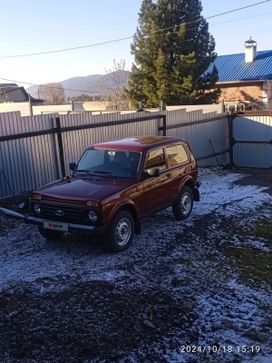  3   4x4  2018 , 900000 , 